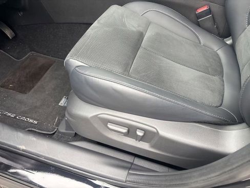 Used 2025 Mitsubishi Eclipse Cross SE image 11