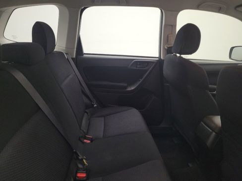 Used 2014 Subaru Forester 2.5i AWD/4WD image 19