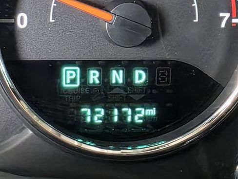 Used 2018 Jeep Wrangler Unlimited Sahara AWD/4WD image 29