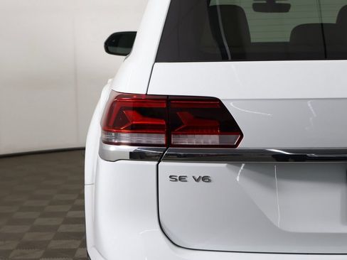 Used 2023 Volkswagen Atlas SE w/ Panoramic Sunroof Package AWD/4WD image 17
