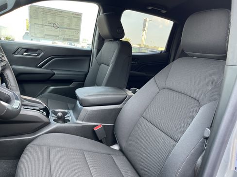 New 2026 GMC Canyon Elevation w/ Convenience Package image 9