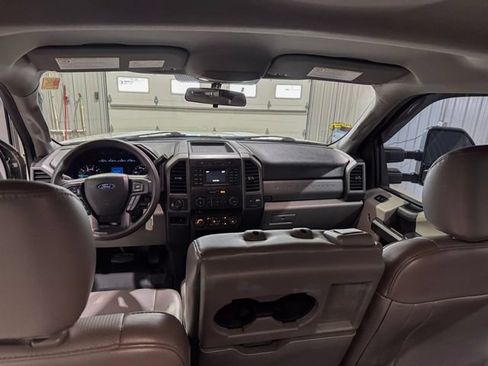 Used 2018 Ford F250 XL w/ STX Appearance Package AWD/4WD image 24