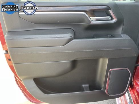 Used 2025 GMC Sierra 2500 SLT w/ SLT Premium Package image 21