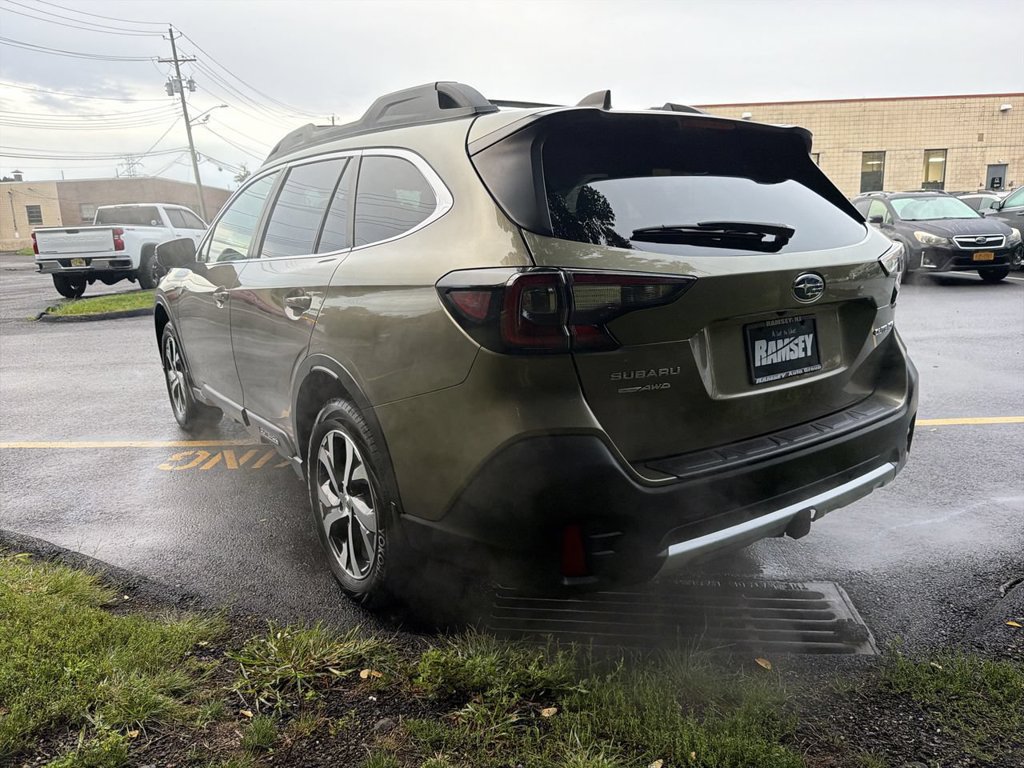 Certified 2022 Subaru Outback Limited AWD/4WD image 6
