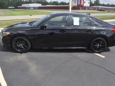 Certified 2022 Honda Civic Sport image 4