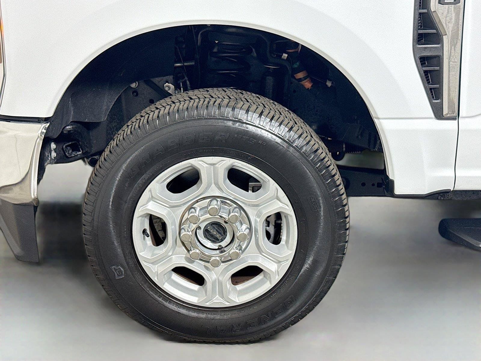 Used 2025 Ford F250 XLT AWD/4WD image 28
