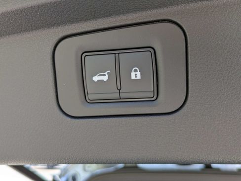 Used 2026 INFINITI QX80 4WD w/ Sport Exterior Package image 14