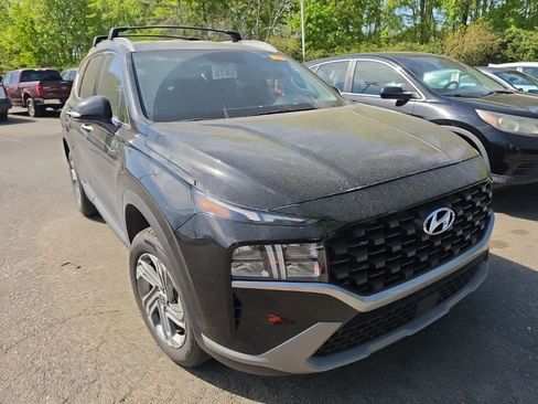 Used 2023 Hyundai Santa Fe SEL image 2