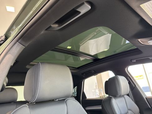 Used 2025 Audi Q5 Prestige image 57