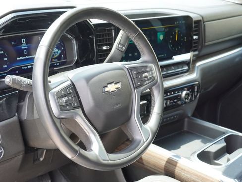 Used 2024 Chevrolet Silverado 2500 LT w/ Texas Edition AWD/4WD image 17
