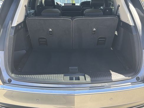 Certified 2024 Acura MDX w/ Technology Package FWD image 30
