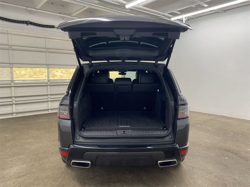 Used 2022 Land Rover Range Rover Sport HST image 29