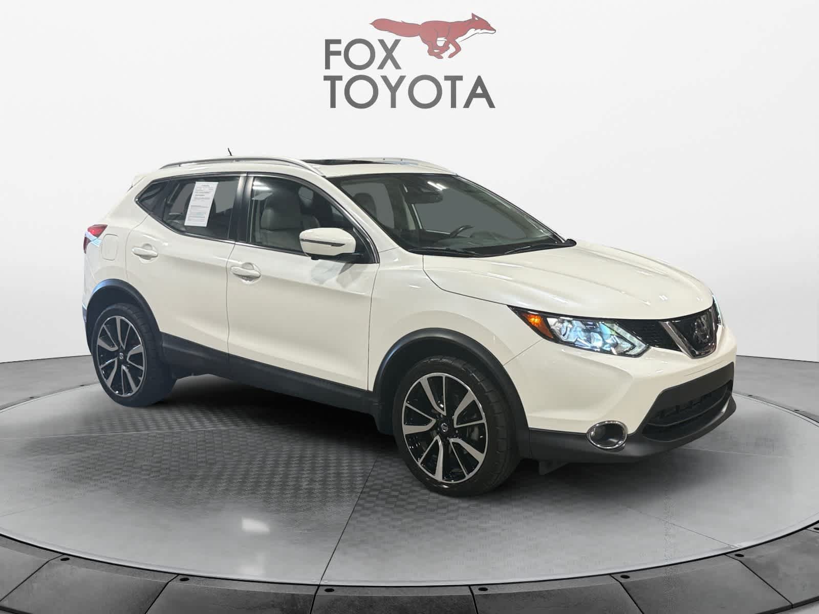 Used 2019 Nissan Rogue Sport SL w/ Premium Package FWD image 8
