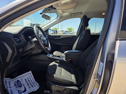 Certified 2024 Ford Escape Active AWD/4WD image 19