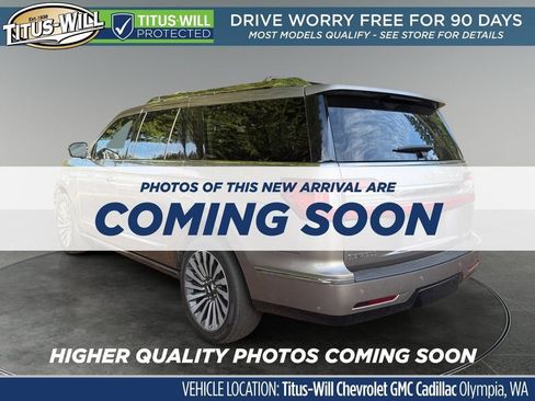Used 2020 Lincoln Navigator L Reserve w/ Luxury Package AWD/4WD image 3