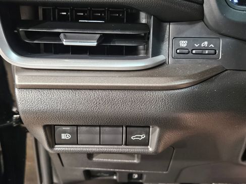 Certified 2025 Toyota Grand Highlander AWD image 25
