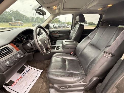 Used 2013 Chevrolet Suburban LT AWD/4WD image 10