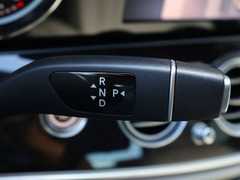 Used 2019 Mercedes-Benz E 300 image 27