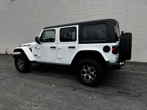 Used 2023 Jeep Wrangler Unlimited Rubicon image 3