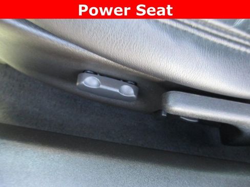 Used 2007 Chevrolet Corvette Base w/ Preferred Equipment Group image 16