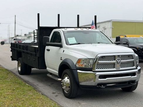 Used 2018 RAM 5500 Tradesman w/ Power & Remote Entry Group image 5