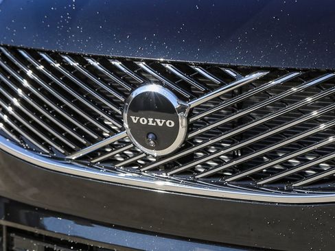 New 2026 Volvo XC90 T8 Ultra w/ Protection Package AWD/4WD image 5