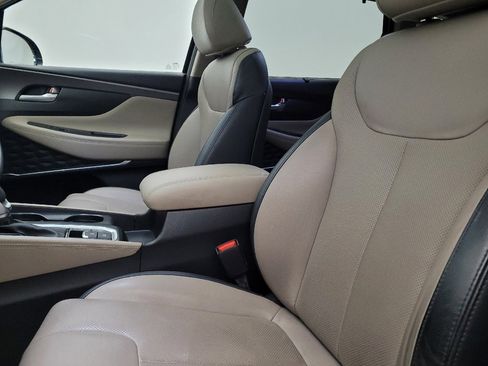 Used 2019 Hyundai Santa Fe Limited image 17