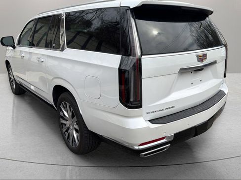 Certified 2025 Cadillac Escalade ESV Premium Luxury Platinum w/ LPO, Floor Liner Package image 13
