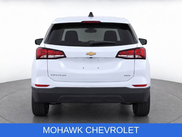 Used 2022 Chevrolet Equinox LS w/ LS Convenience Package AWD/4WD image 9
