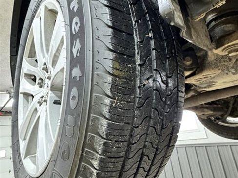 Used 2018 Ford Explorer XLT image 19