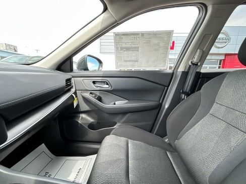 New 2026 Nissan Rogue SV AWD/4WD image 43
