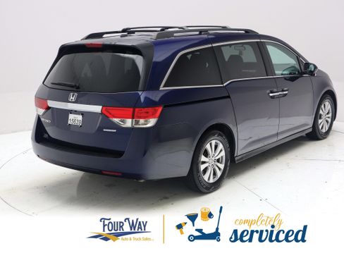 Used 2016 Honda Odyssey SE image 4