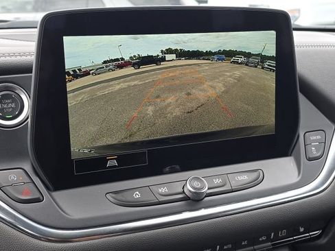 Used 2024 Chevrolet Blazer LT w/ Convenience Package FWD image 31