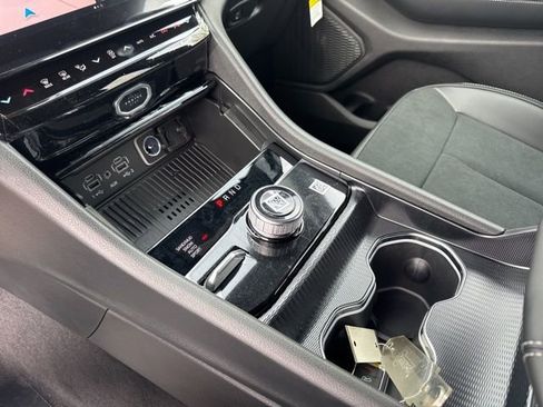 New 2026 Jeep Grand Cherokee L 4WD image 19