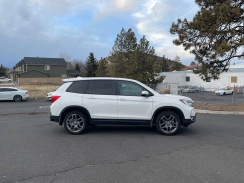 Used 2023 Honda Passport EX-L image 8