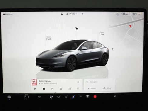 Used 2025 Tesla Model 3 Long Range image 31