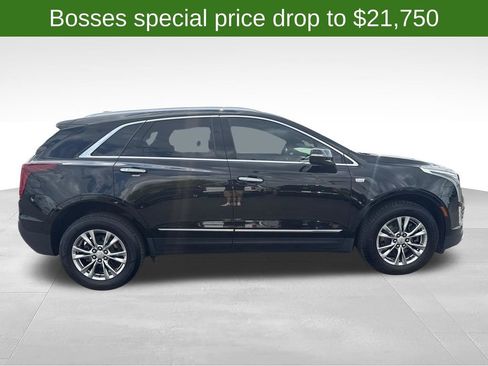 Used 2020 Cadillac XT5 Premium Luxury AWD/4WD image 2