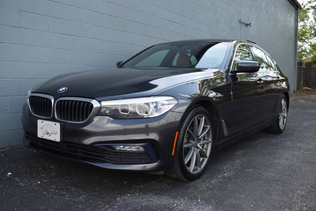 Used 2017 BMW 530i xDrive AWD/4WD image 1