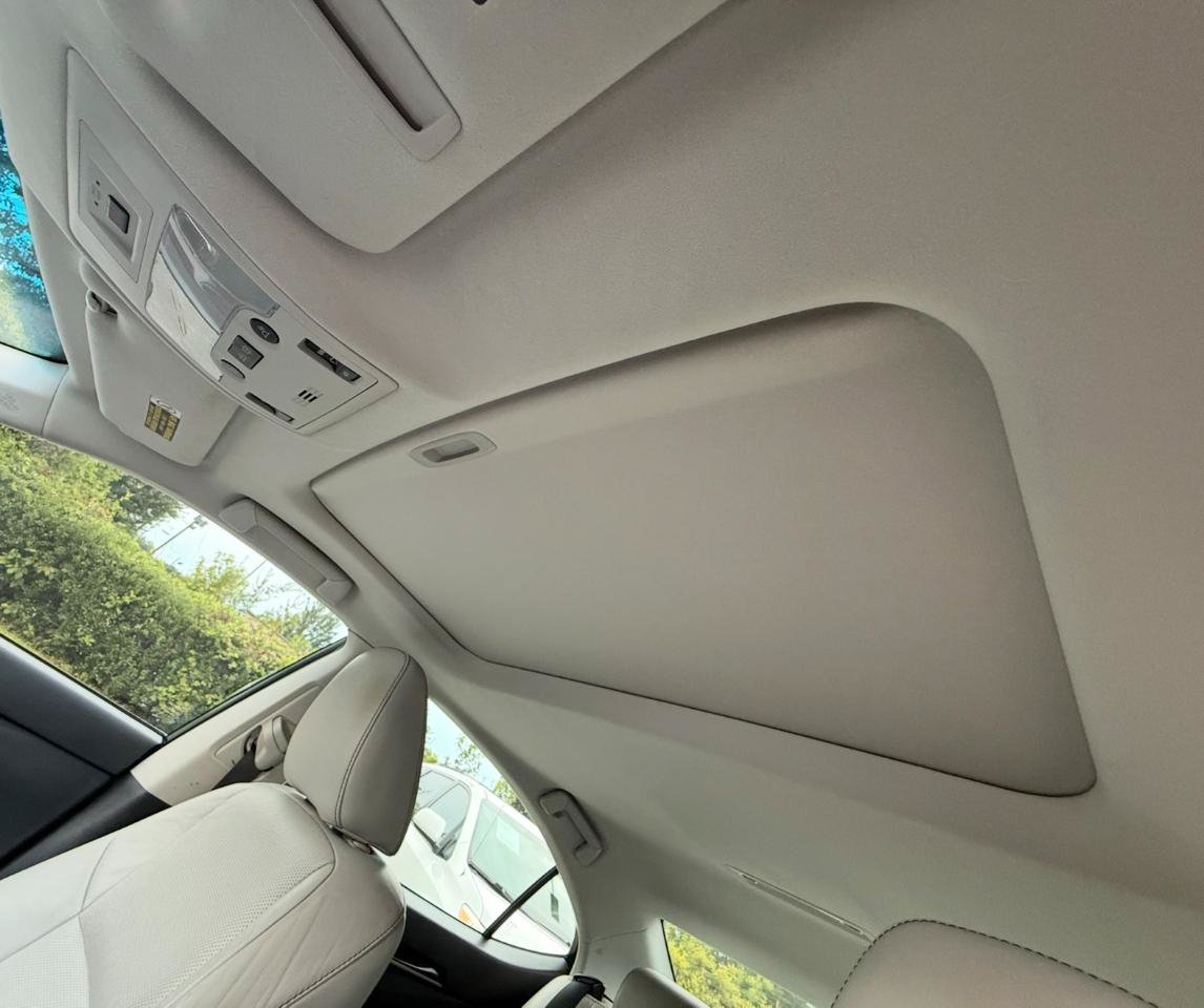 Used 2014 Lexus ES 350 w/ Luxury Package FWD image 30