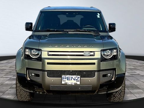 Used 2022 Land Rover Defender 110 X-Dynamic SE AWD/4WD image 2