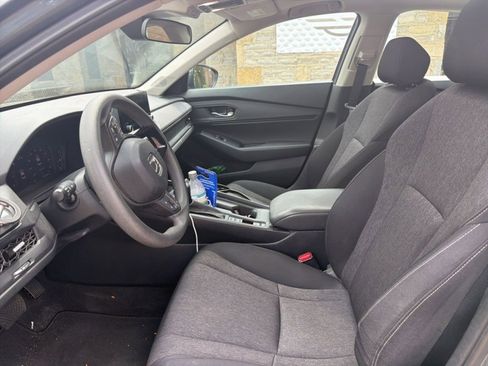 Used 2023 Honda Accord EX image 15