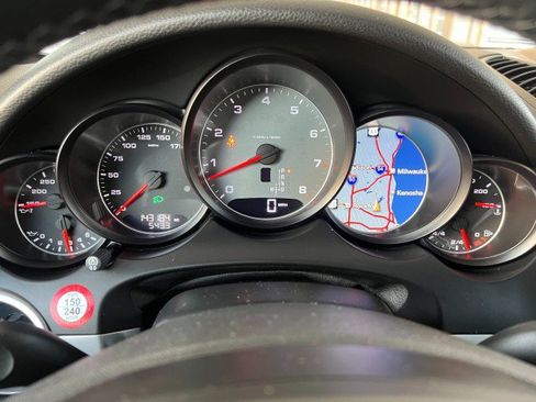 Used 2013 Porsche Cayenne S image 29
