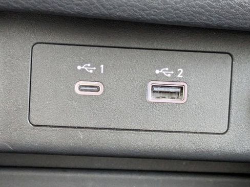 Used 2023 Nissan Rogue SV w/ SV Premium B Package image 26