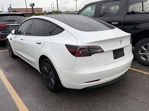 Used 2023 Tesla Model 3 Standard Range RWD image 9