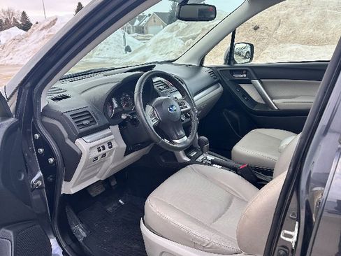 Used 2015 Subaru Forester 2.5i Limited w/ Popular Package #2 image 11