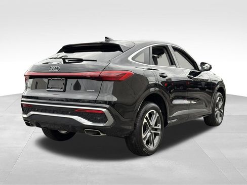 Used 2025 Audi Q5 Premium w/ Convenience Package AWD/4WD image 9