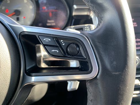 Used 2021 Porsche Macan S image 20