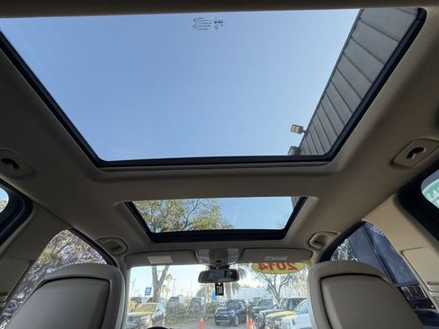 Used 2014 Mercedes-Benz GLK 350 2WD w/ Premium 1 Package image 20