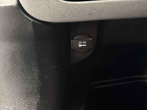 Used 2018 Jeep Cherokee Sport image 25