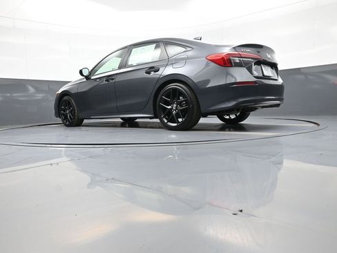 Used 2024 Honda Civic Sport image 31
